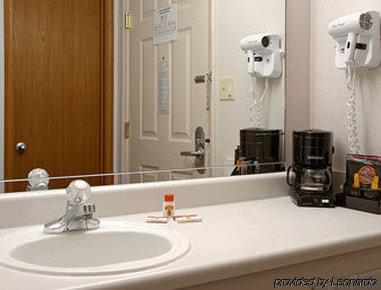Boarders And By Cobblestone Missouri Hotel 3*
